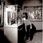 Fotografía de un niño en el Museo del Caracol