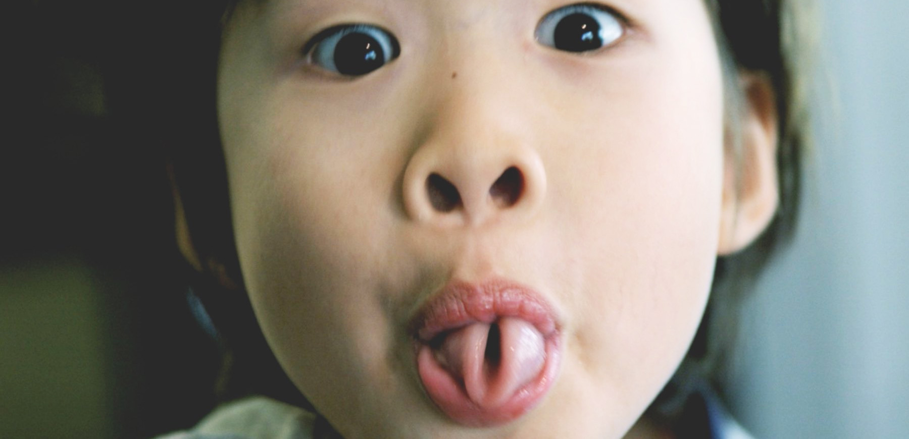¿Por qué no todos podemos enrollar la lengua? – Tropicalísima 13-50